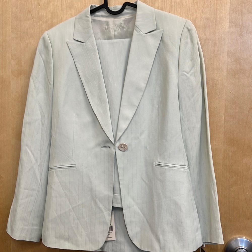 Tahari Light Mint Single-Button Blazer and pants suit set